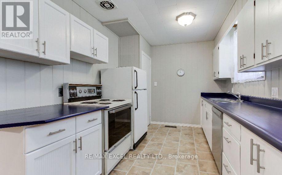 230 Boyers Side Road, Georgina, Ontario  L4P 3C8 - Photo 6 - N12577460