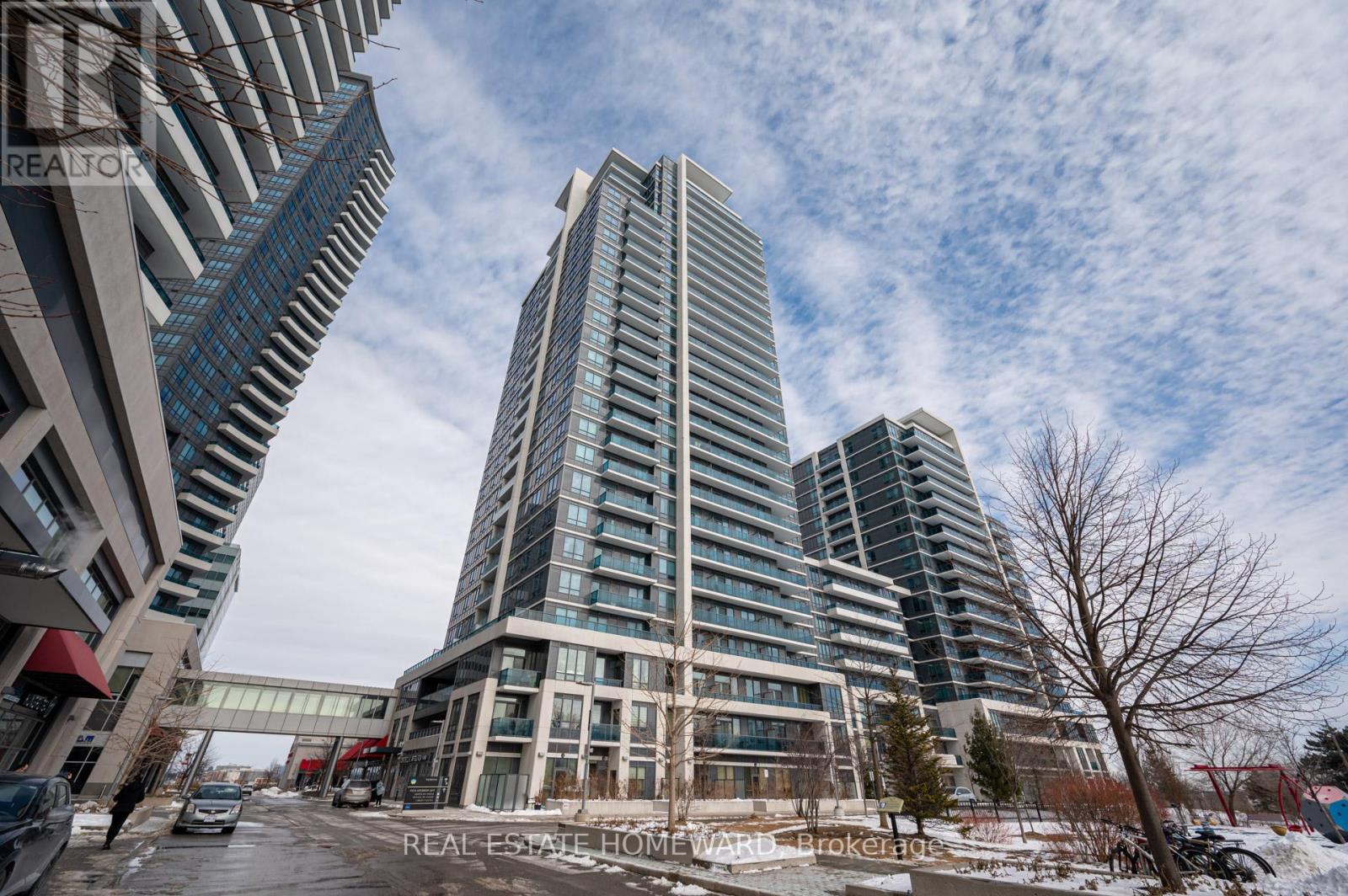 402 - 7165 YONGE STREET, Markham, Ontario