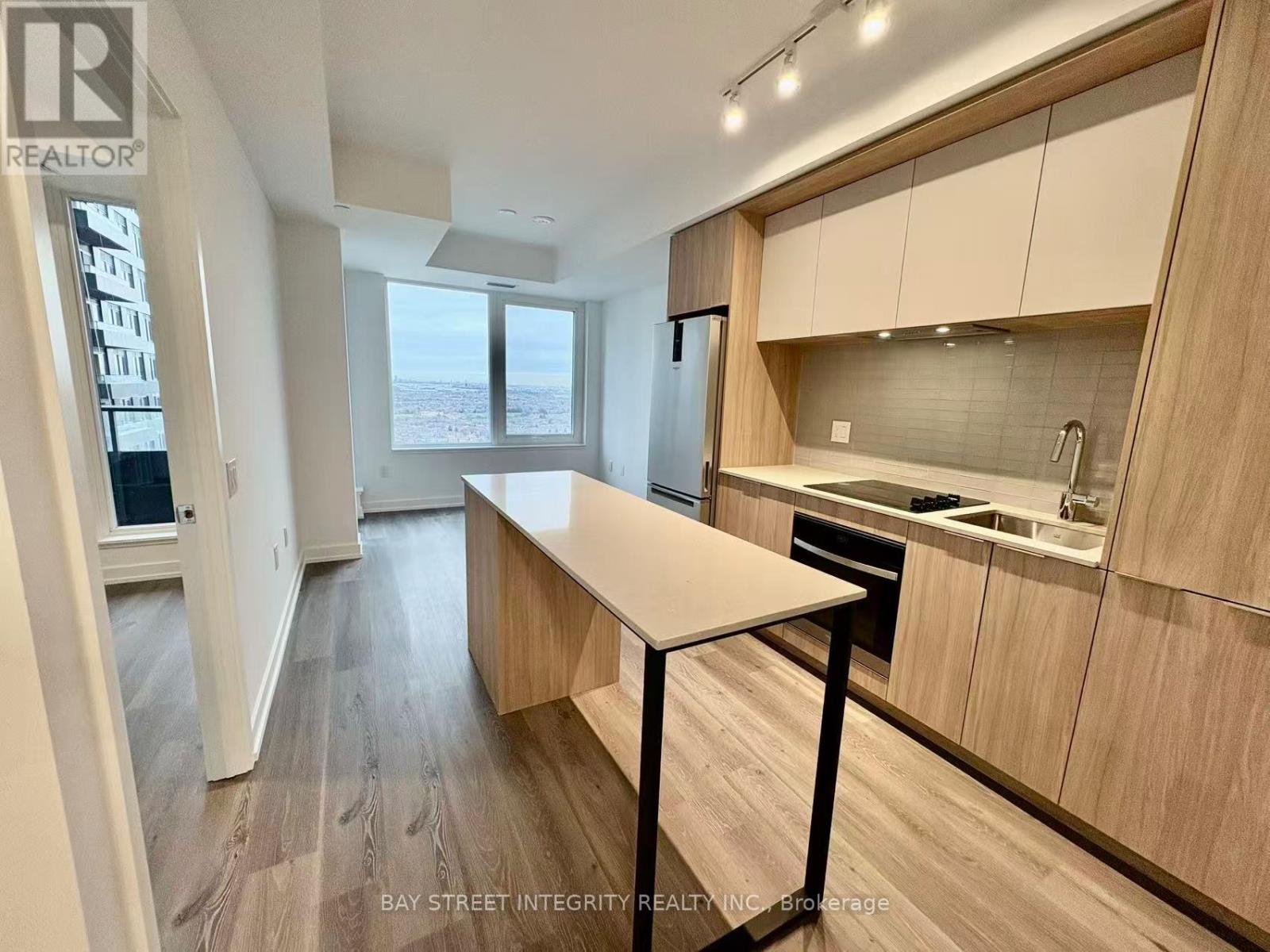 2302 - 395 Square One Drive, Mississauga, Ontario  L5B 0P6 - Photo 8 - W12577448