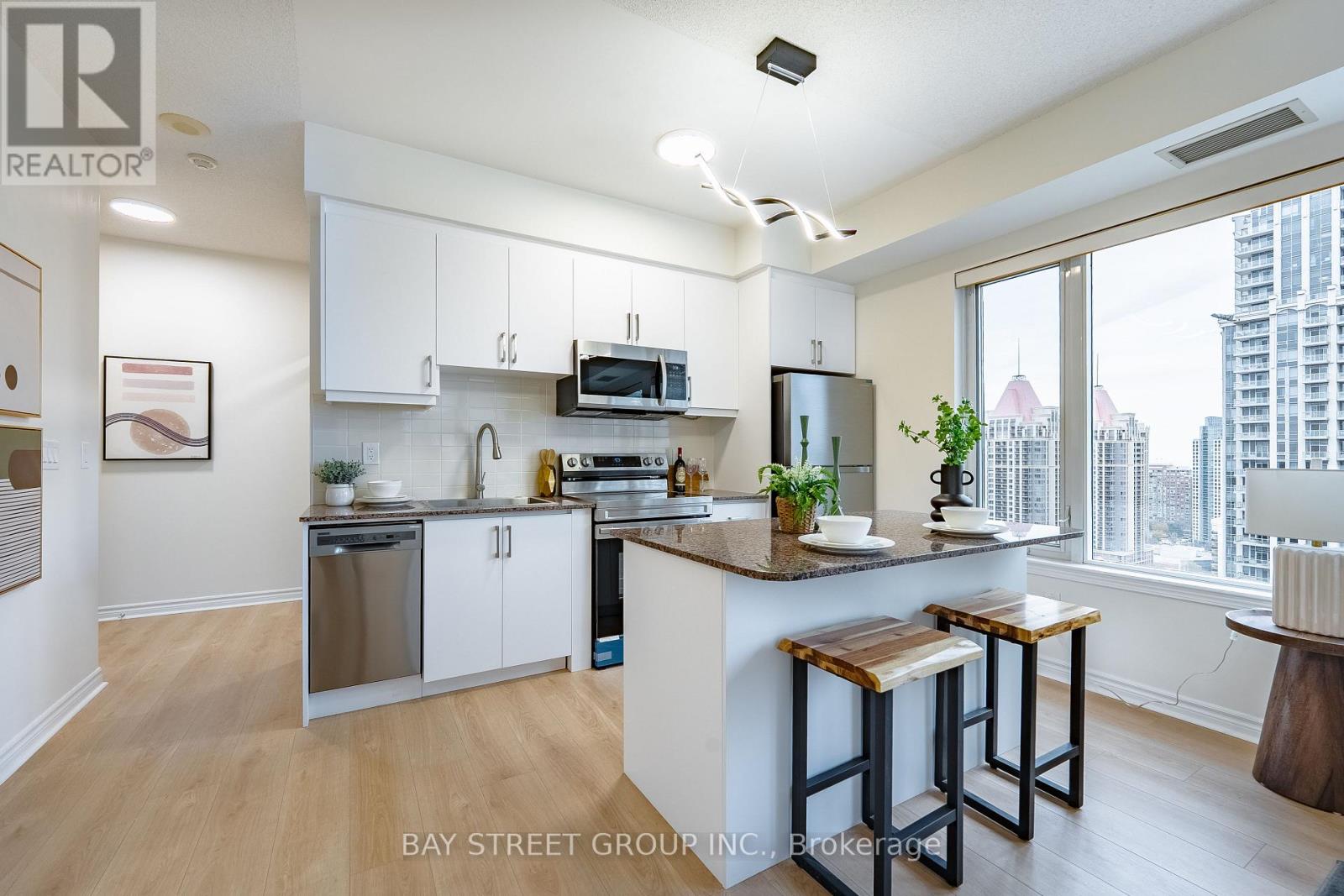 2308 - 385 Prince Of Wales Drive, Mississauga, Ontario L5B 0C6 - Photo 13 - W12577466