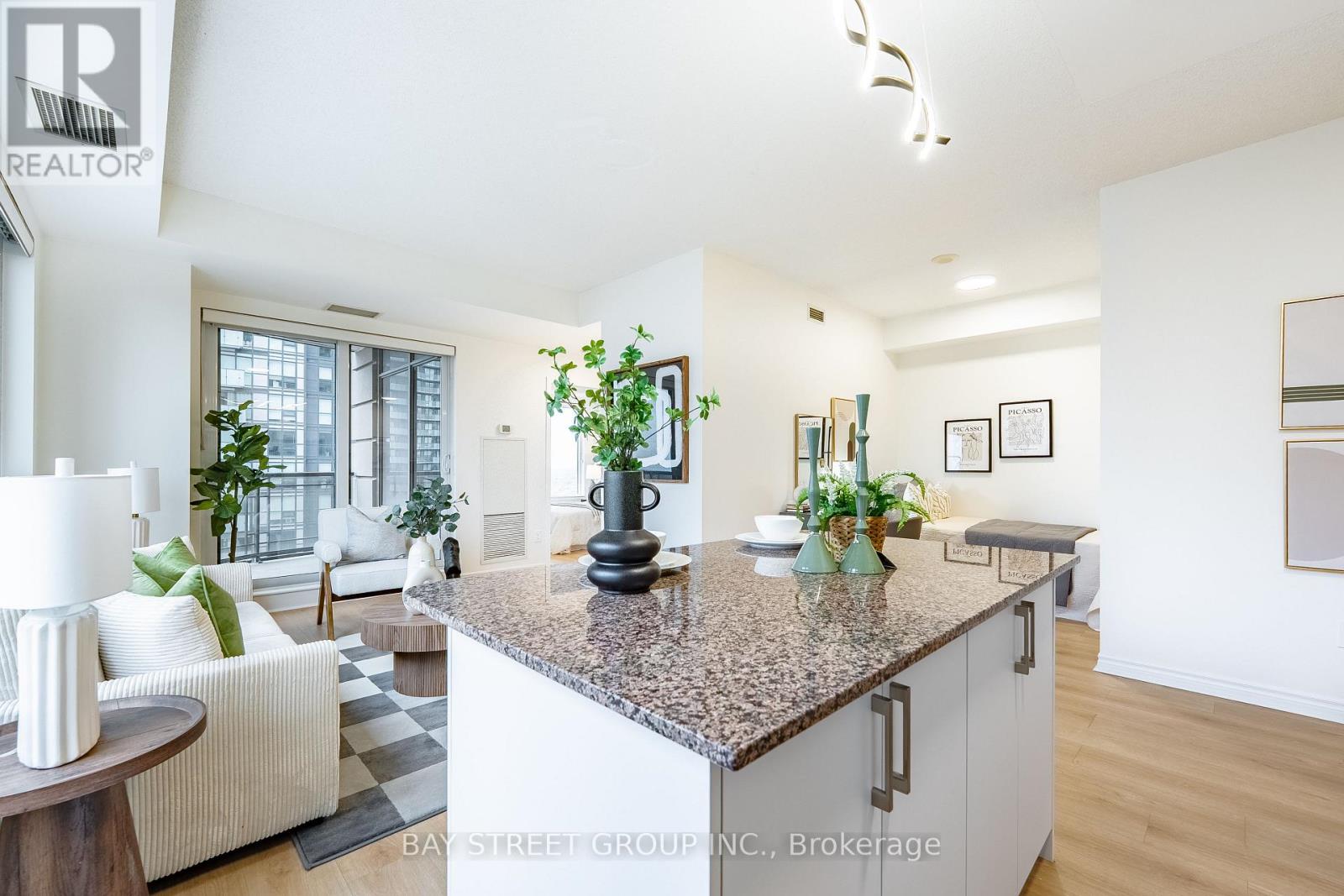 2308 - 385 Prince Of Wales Drive, Mississauga, Ontario L5B 0C6 - Photo 14 - W12577466