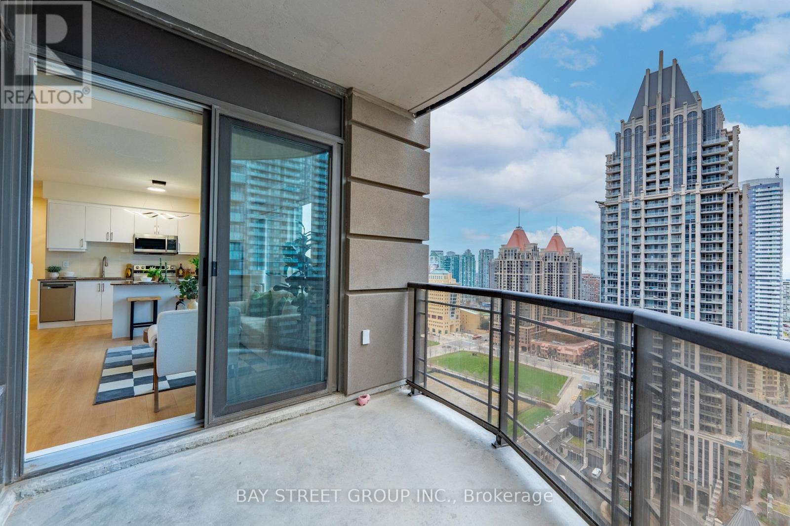 2308 - 385 Prince Of Wales Drive, Mississauga, Ontario L5B 0C6 - Photo 16 - W12577466