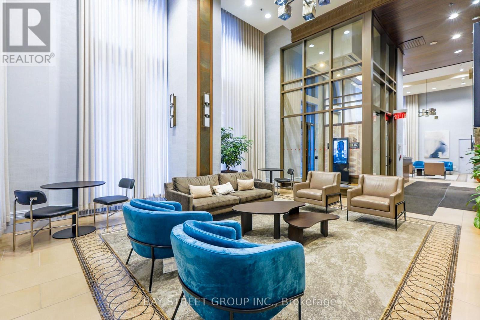 2308 - 385 Prince Of Wales Drive, Mississauga, Ontario L5B 0C6 - Photo 2 - W12577466