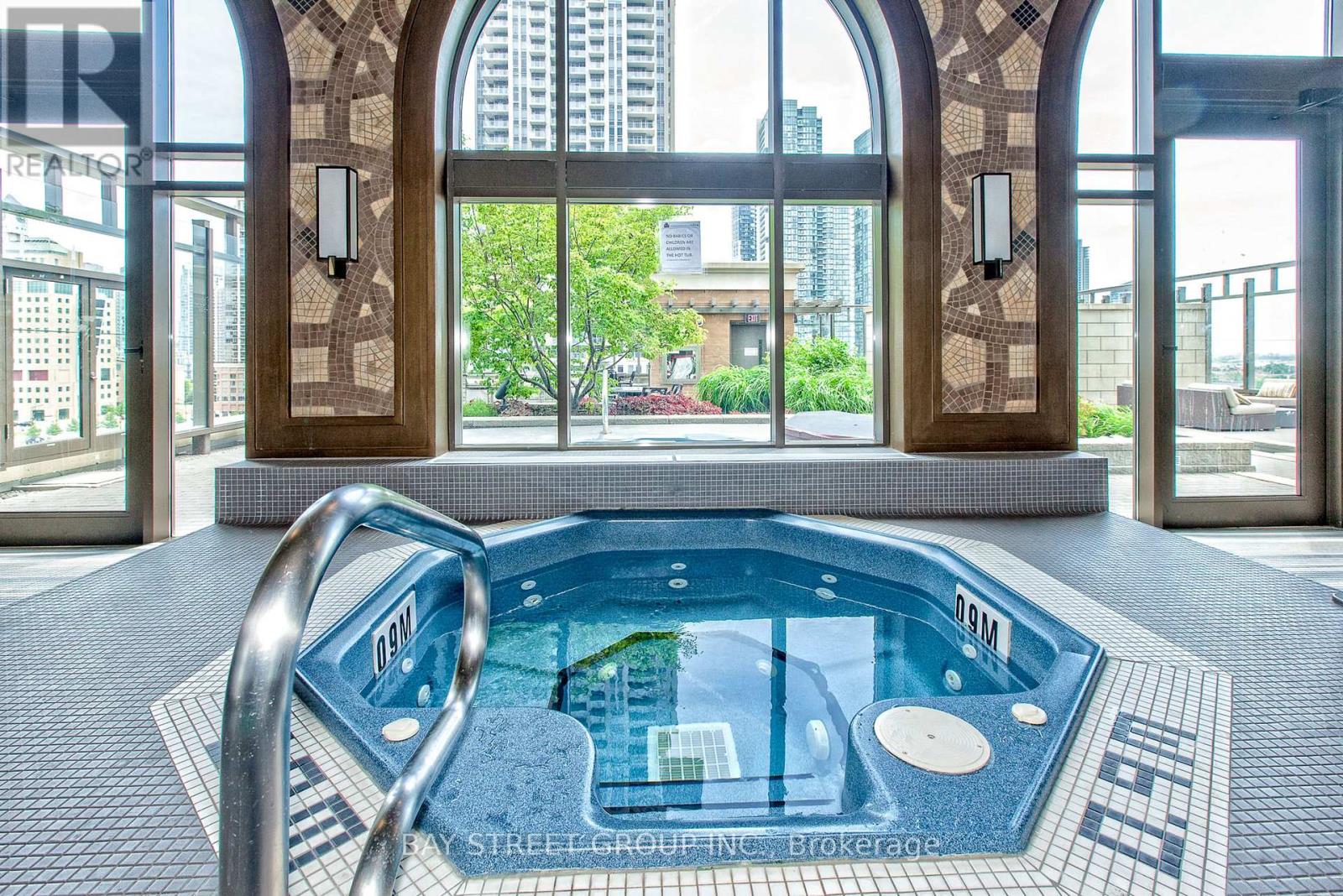 2308 - 385 Prince Of Wales Drive, Mississauga, Ontario L5B 0C6 - Photo 24 - W12577466