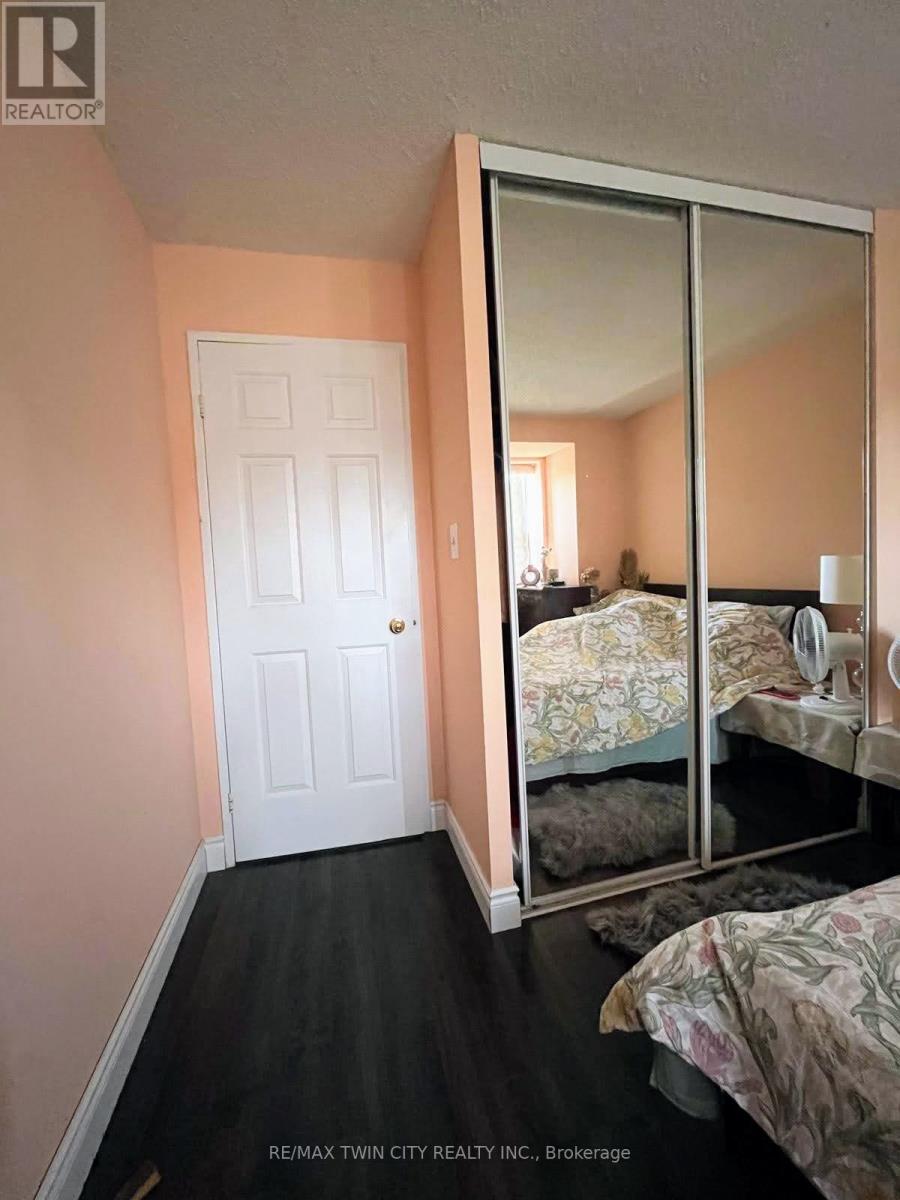 407 - 300 Keats Way, Waterloo, Ontario N2L 6E6 - Photo 38 - X12577472