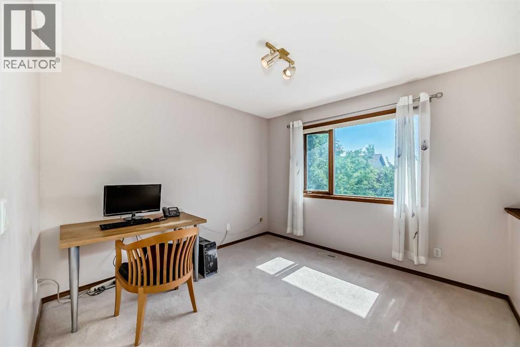 42 Sierra Nevada Green Sw, Calgary, Alberta  T3H 3R1 - Photo 40 - A2232235