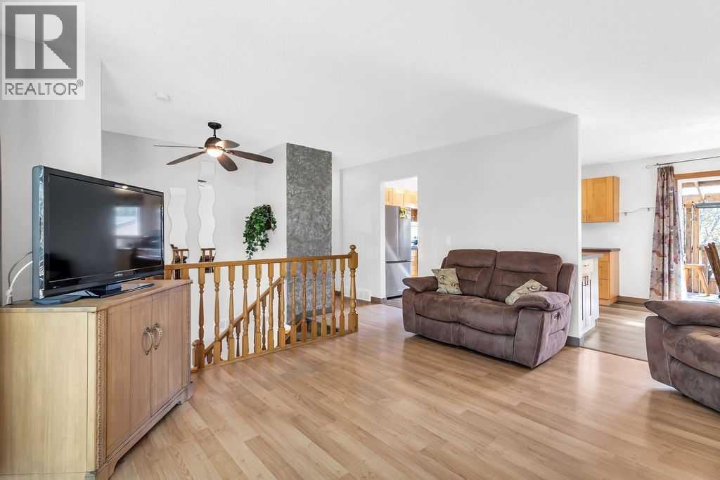 16 Rundleson Way Ne, Calgary, Alberta  T1Y 3N6 - Photo 7 - A2251372