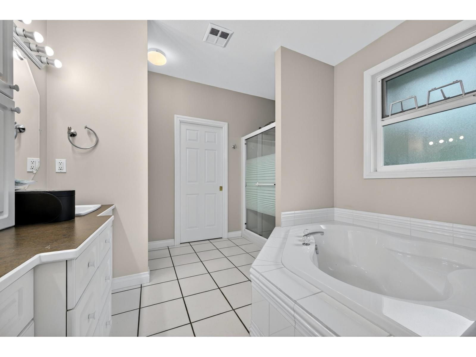 36010 Spyglass Court, Abbotsford, British Columbia  V3G 2W7 - Photo 21 - R3070194