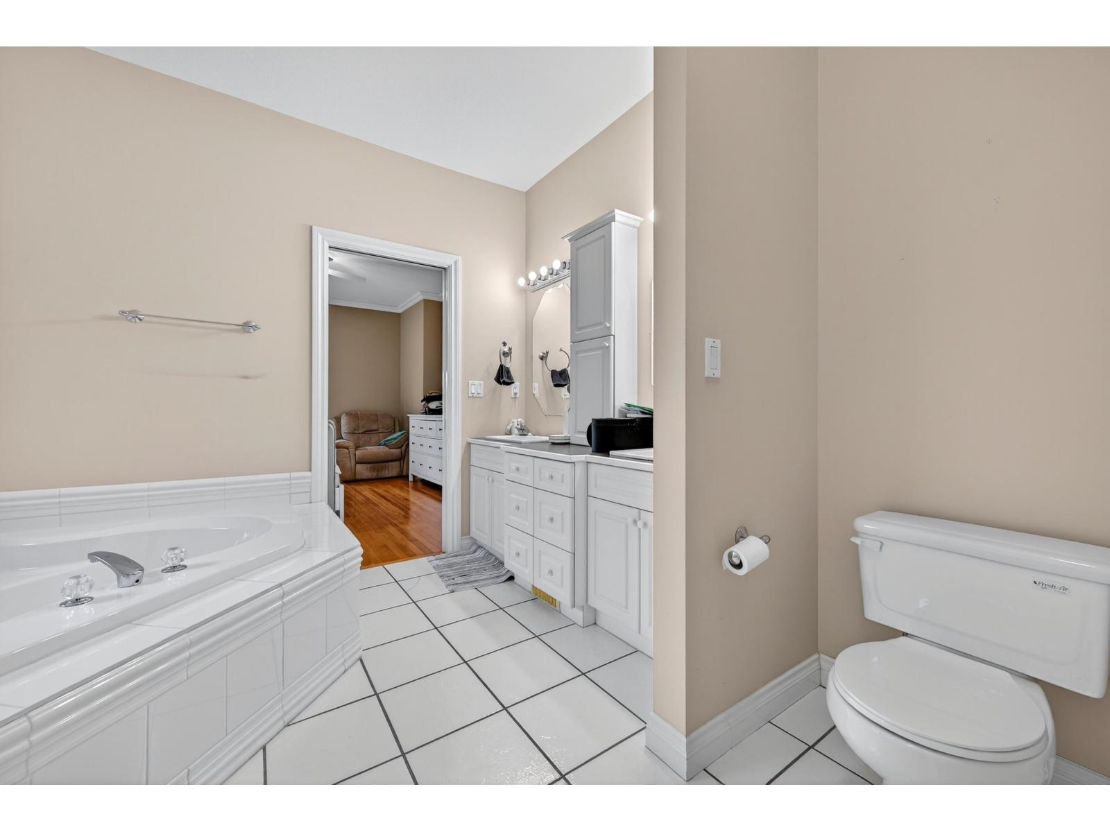 36010 Spyglass Court, Abbotsford, British Columbia  V3G 2W7 - Photo 22 - R3070194