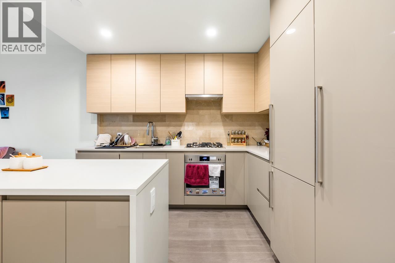 912 2108 Gilmore Avenue, Burnaby, British Columbia  V5C 0N8 - Photo 3 - R3070162