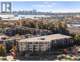 509 725 MARINE DRIVE