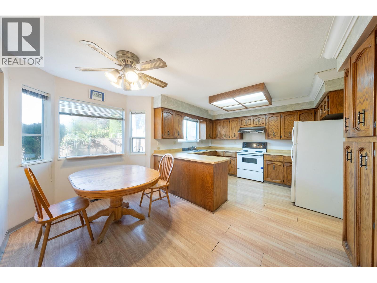 8691 Doulton Place, Richmond, British Columbia  V7C 5A3 - Photo 3 - R3059329