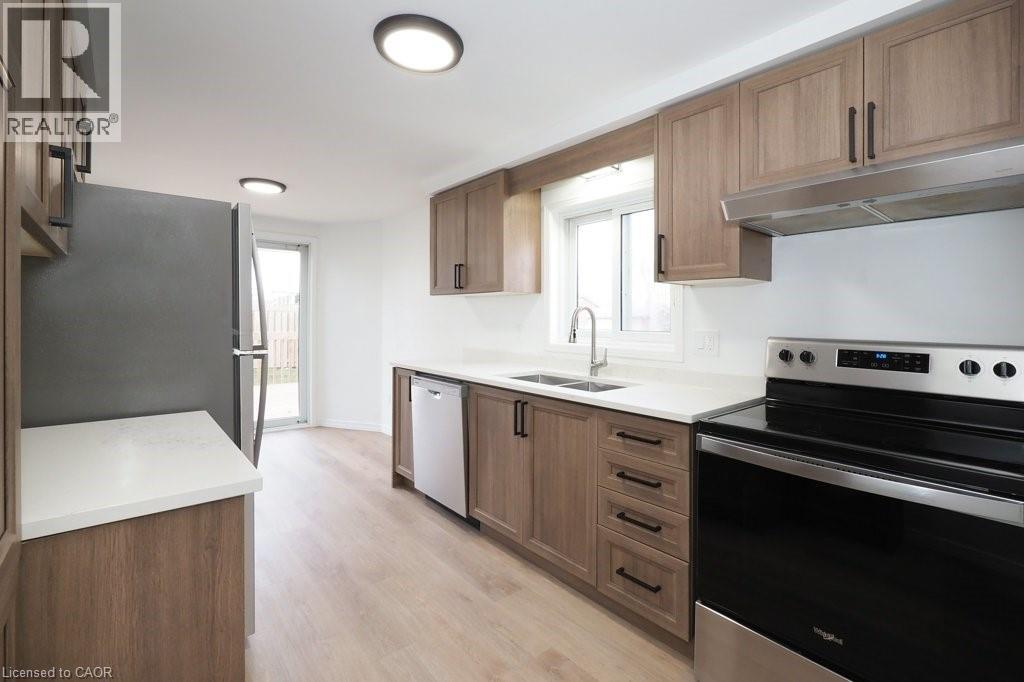 110 Bankside Drive, Kitchener, Ontario  N2N 3E2 - Photo 12 - 40790261