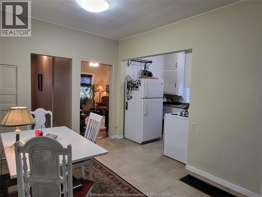 263 Delaware Avenue, Chatham, Ontario  N7L 2W7 - Photo 7 - 25030524