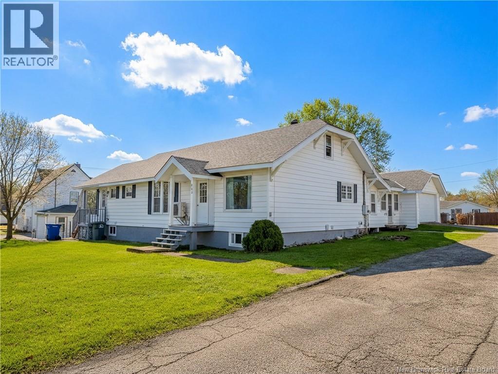 445 Newcastle Boulevard, Miramichi, New Brunswick  E1V 2K3 - Photo 1 - NB130584