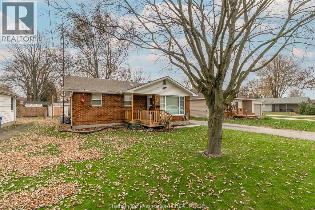 MLS# 25029357: 384 CATHERINE STREET, Blenheim, Canada