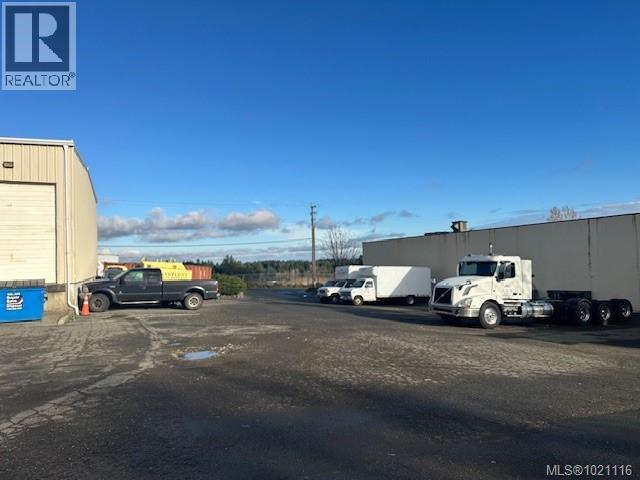 302 & 303 1779 Sean Hts, Central Saanich, British Columbia  V8M 1X6 - Photo 2 - 1021116