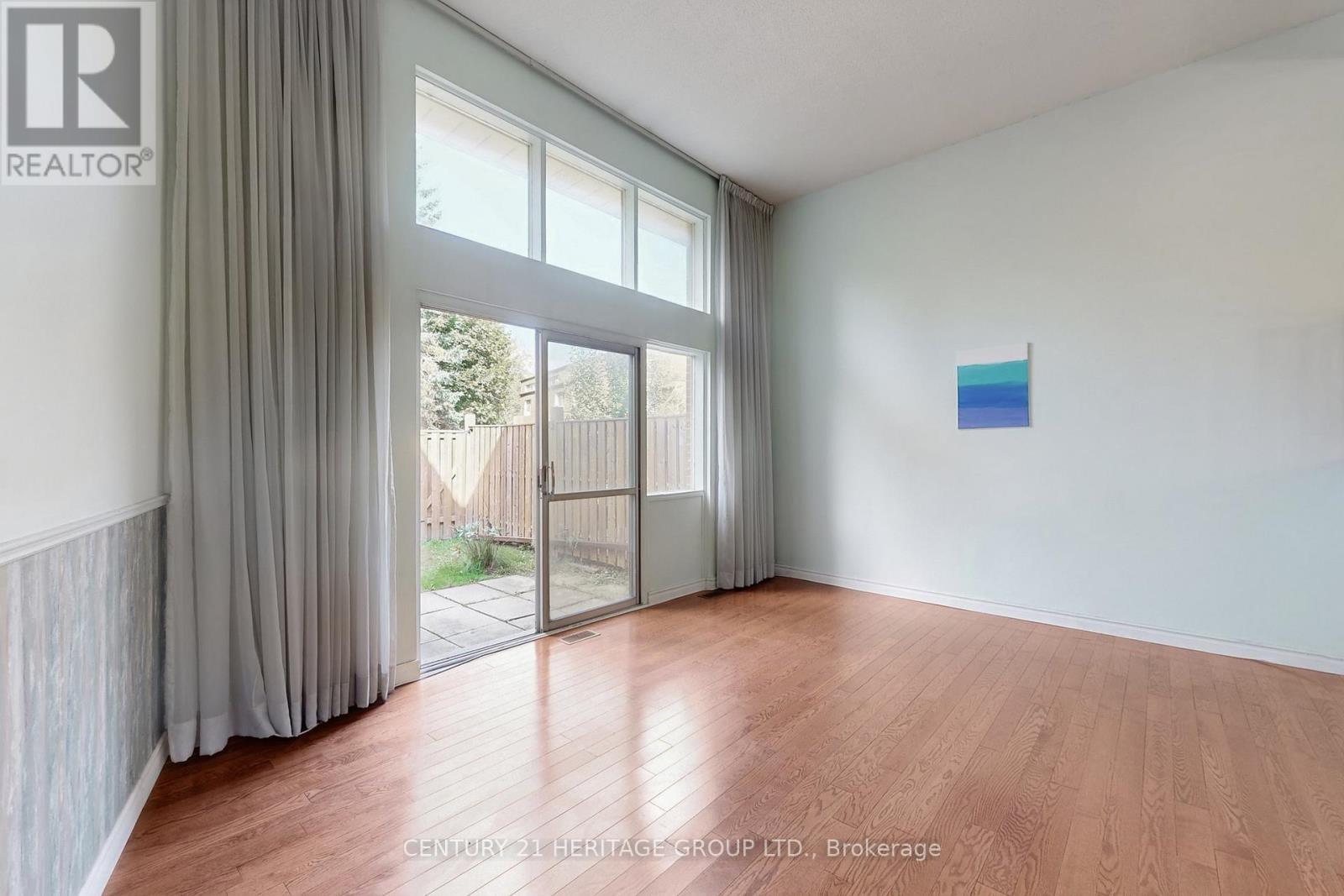 32 Jenny Wrenway, Toronto, Ontario  M2H 2Y9 - Photo 4 - C12576436