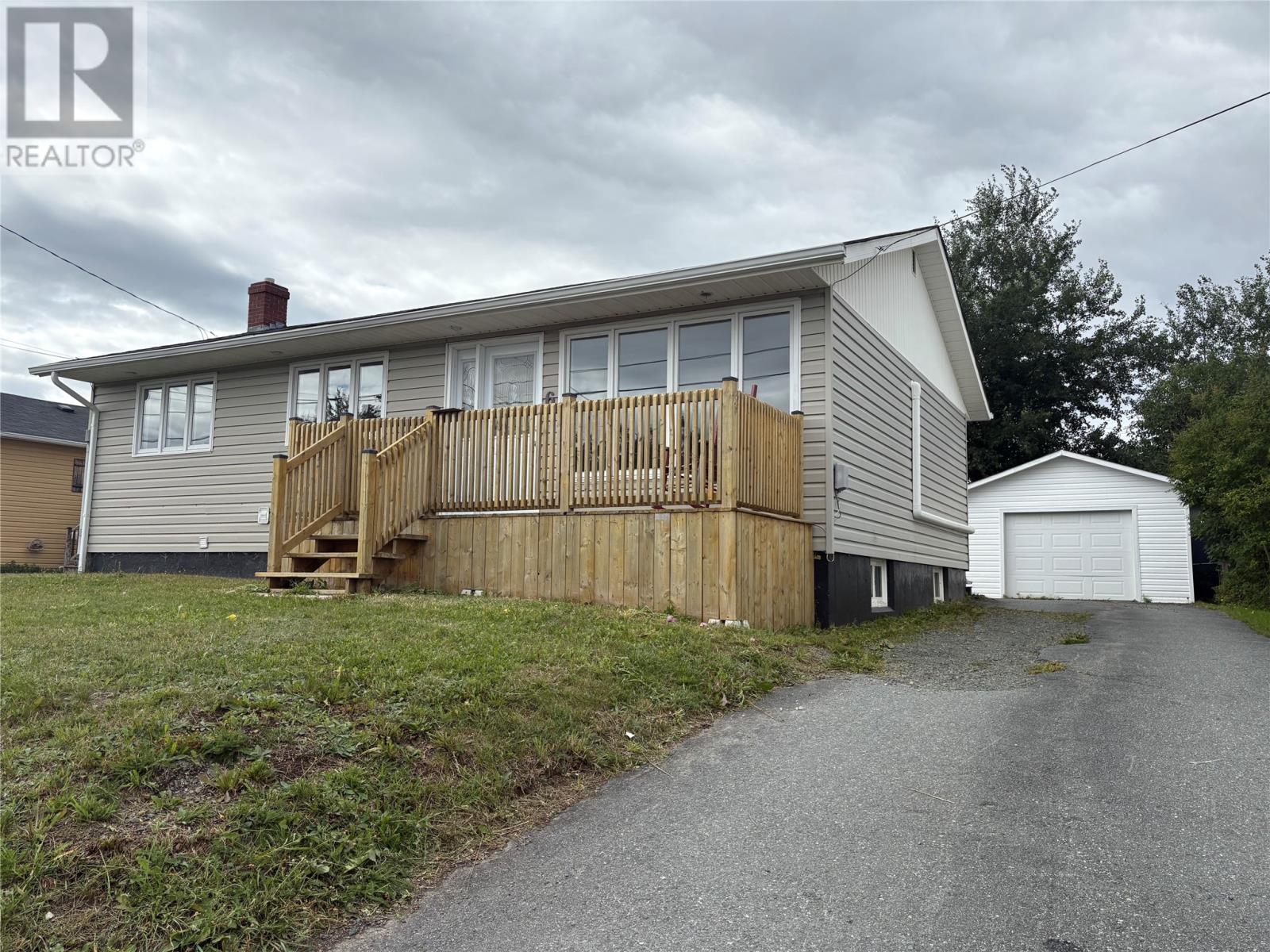 6 Pine Avenue, Lewisporte, Newfoundland & Labrador  A0G 3A0 - Photo 1 - 1289502