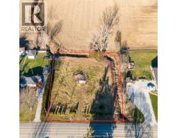 927 MCNAUGHTON AVENUE East