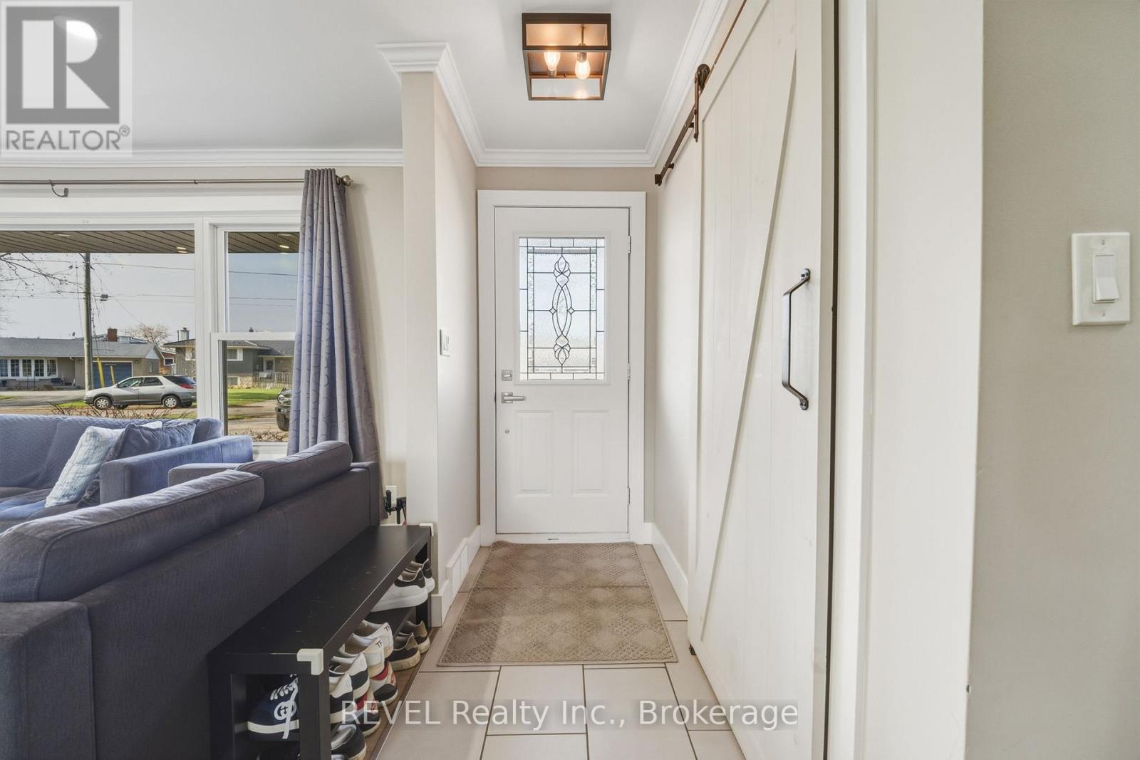 20 Bishops Road, St. Catharines, Ontario  L2M 1T9 - Photo 5 - X12577534