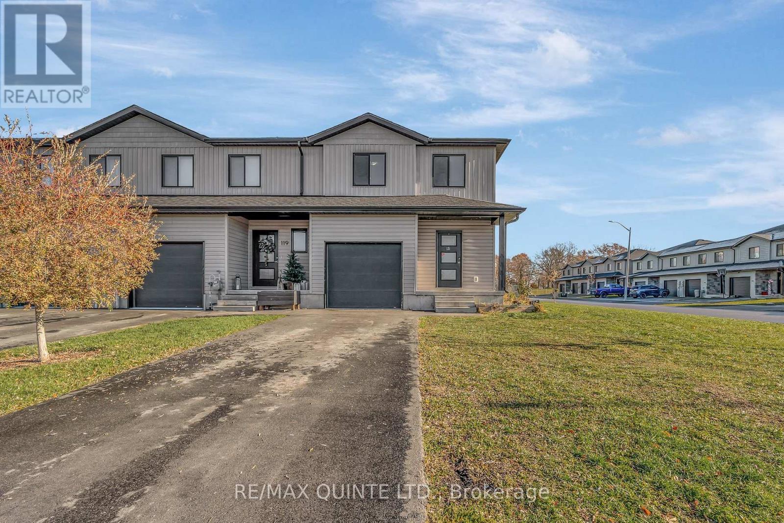 121 KANVERS WAY, Greater Napanee, Ontario