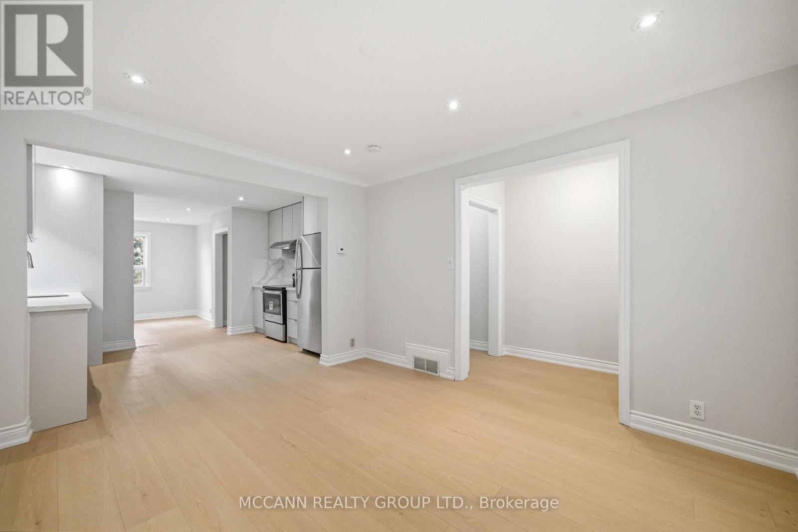 Mn&2nd - 496 Northcliffe Boulevard, Toronto, Ontario  M6E 3L5 - Photo 10 - C12577518