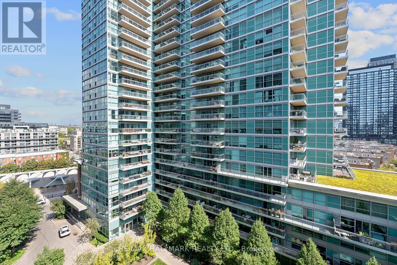 902 - 50 LYNN WILLIAMS STREET, Toronto, Ontario