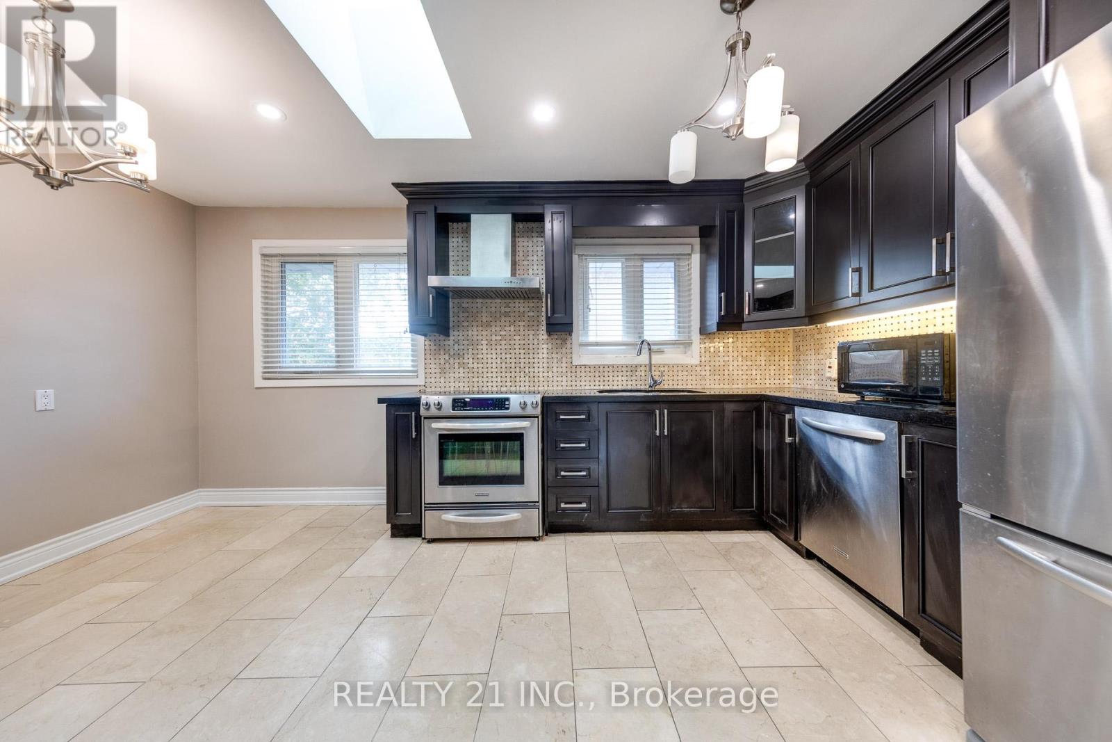 2 Chancery Lane, Toronto, Ontario  M1E 1M7 - Photo 11 - E12577480