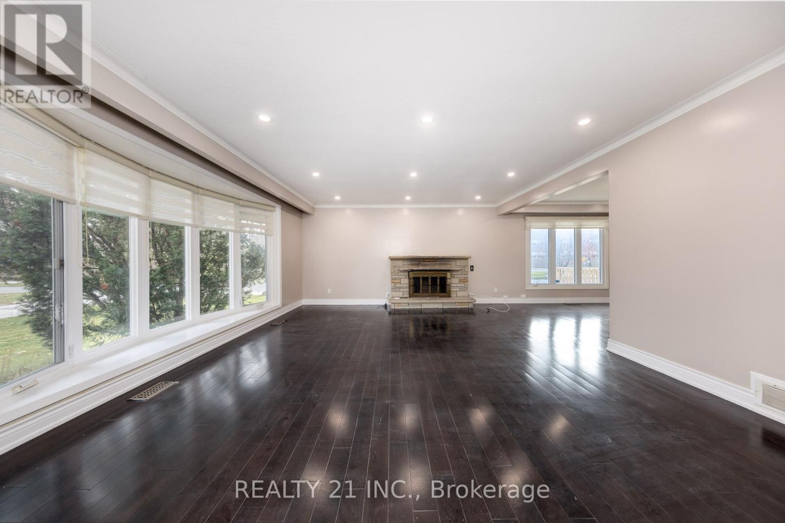 2 Chancery Lane, Toronto, Ontario  M1E 1M7 - Photo 2 - E12577480