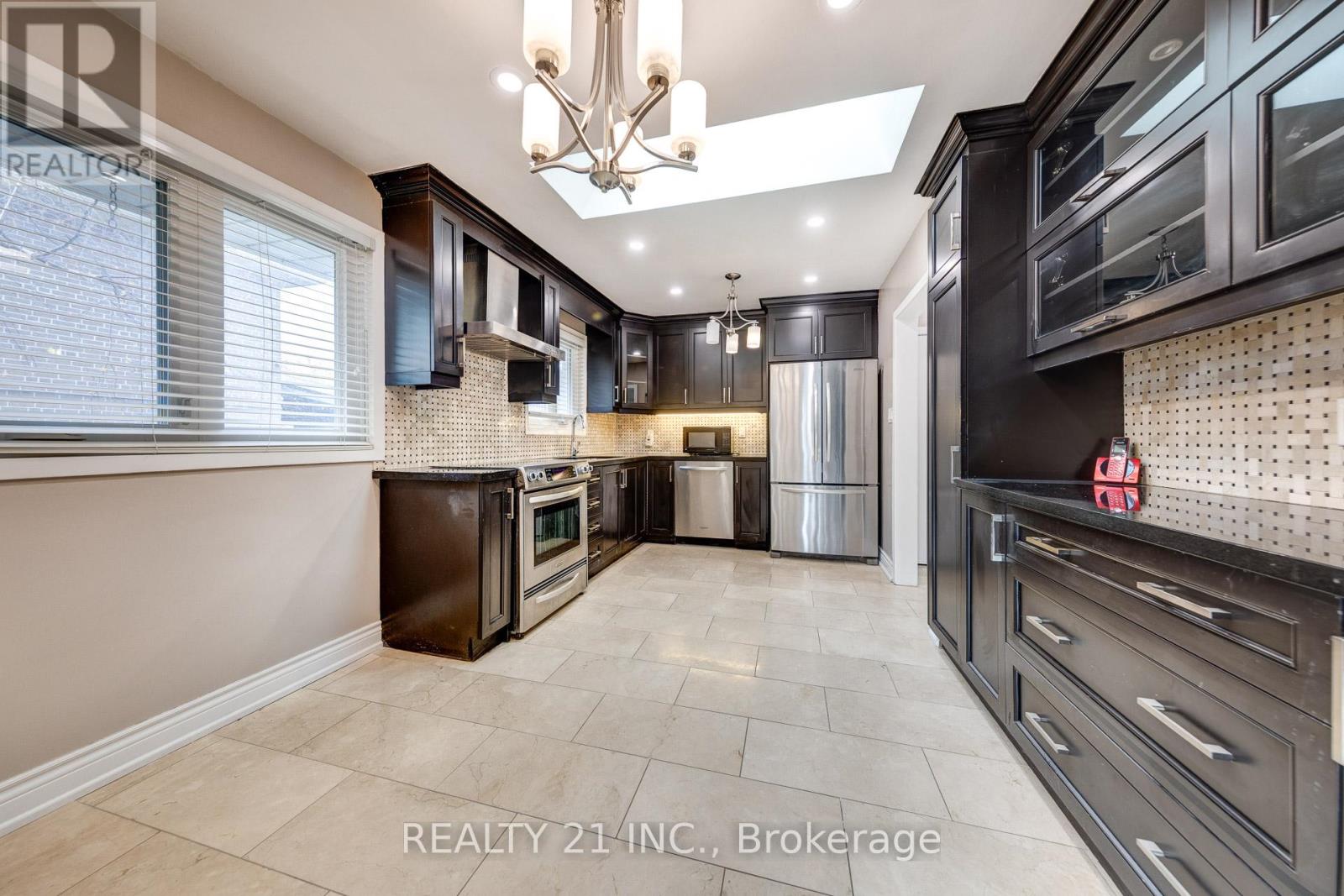 2 Chancery Lane, Toronto, Ontario  M1E 1M7 - Photo 7 - E12577480