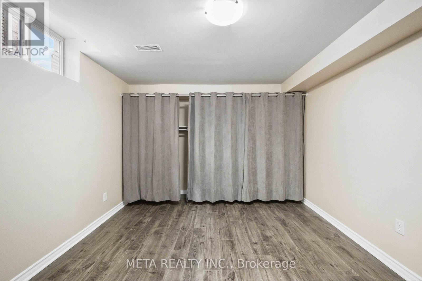 (Bsmt) - 220 Bassett Boulevard, Whitby, Ontario  L1R 1G3 - Photo 12 - E12577488