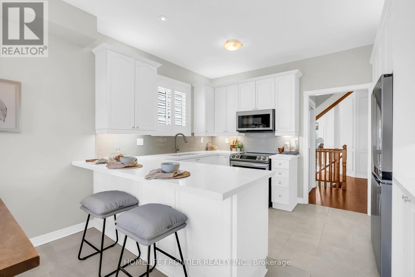 73 Kenilworth Crescent, Whitby, Ontario  L1M 2M7 - Photo 18 - E12577490