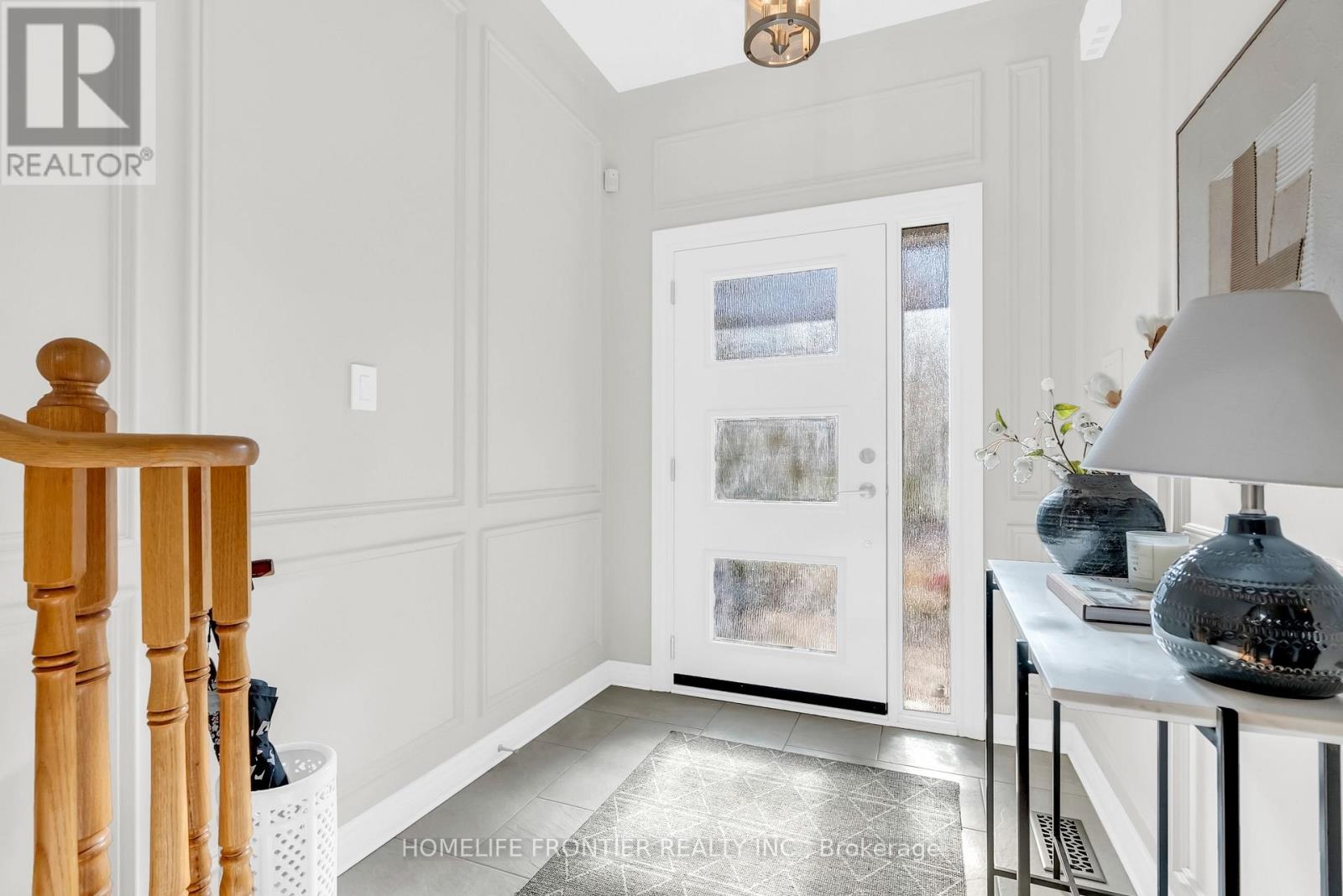 73 Kenilworth Crescent, Whitby, Ontario  L1M 2M7 - Photo 6 - E12577490