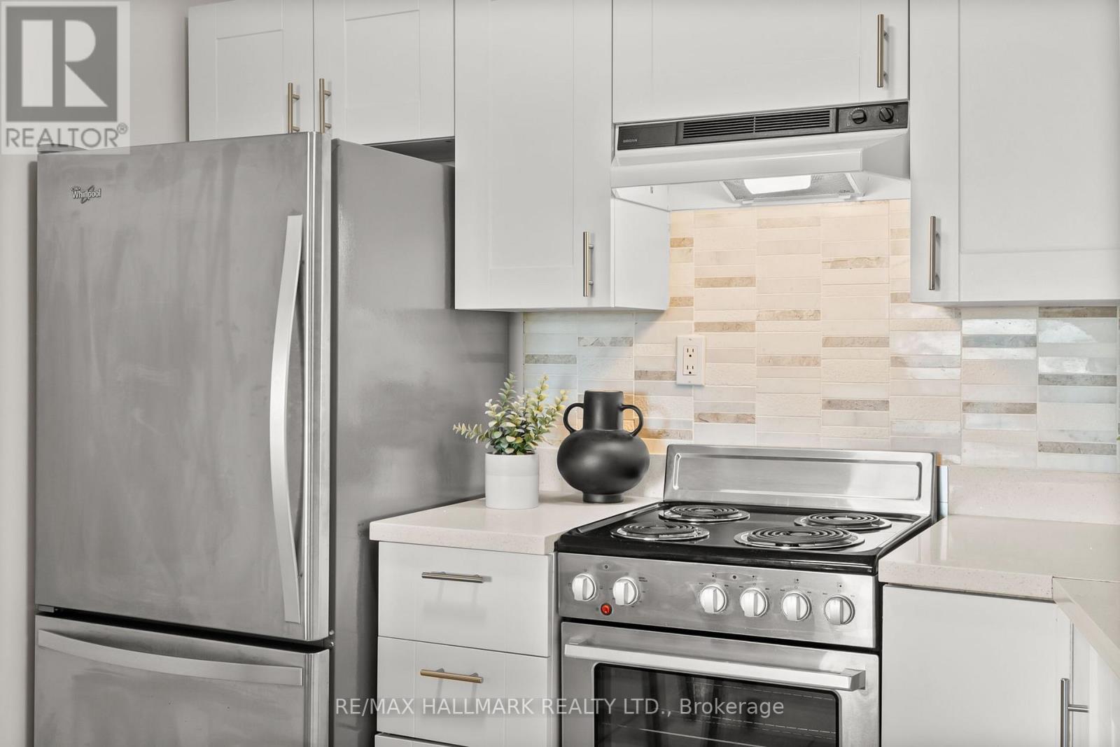 6 - 2 Nursewood Road, Toronto, Ontario  M4E 3R8 - Photo 27 - E12577514