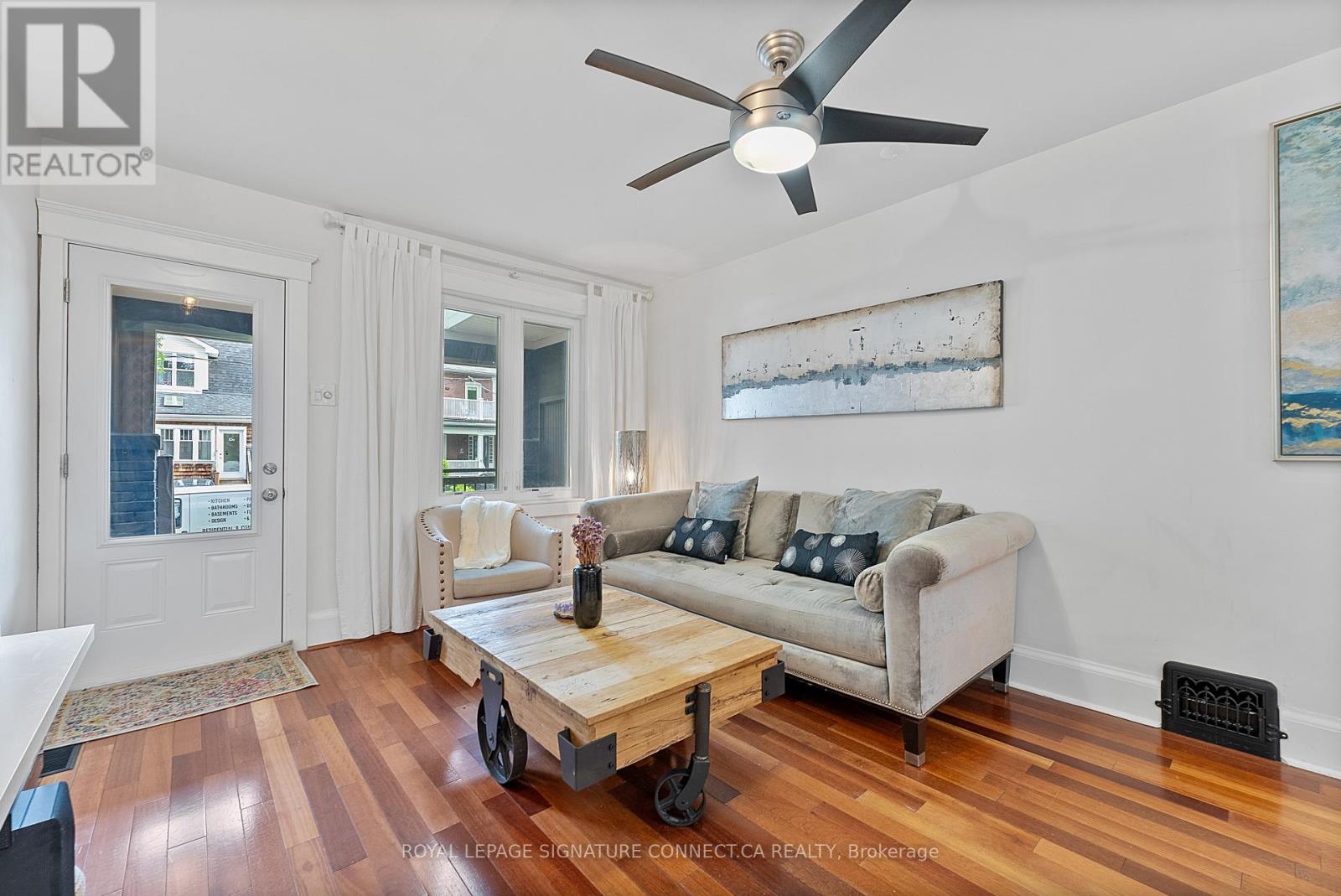 7 Norway Avenue, Toronto, Ontario  M4L 1P7 - Photo 3 - E12577536