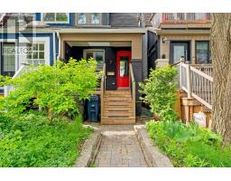 7 NORWAY AVENUE, Toronto, Ontario