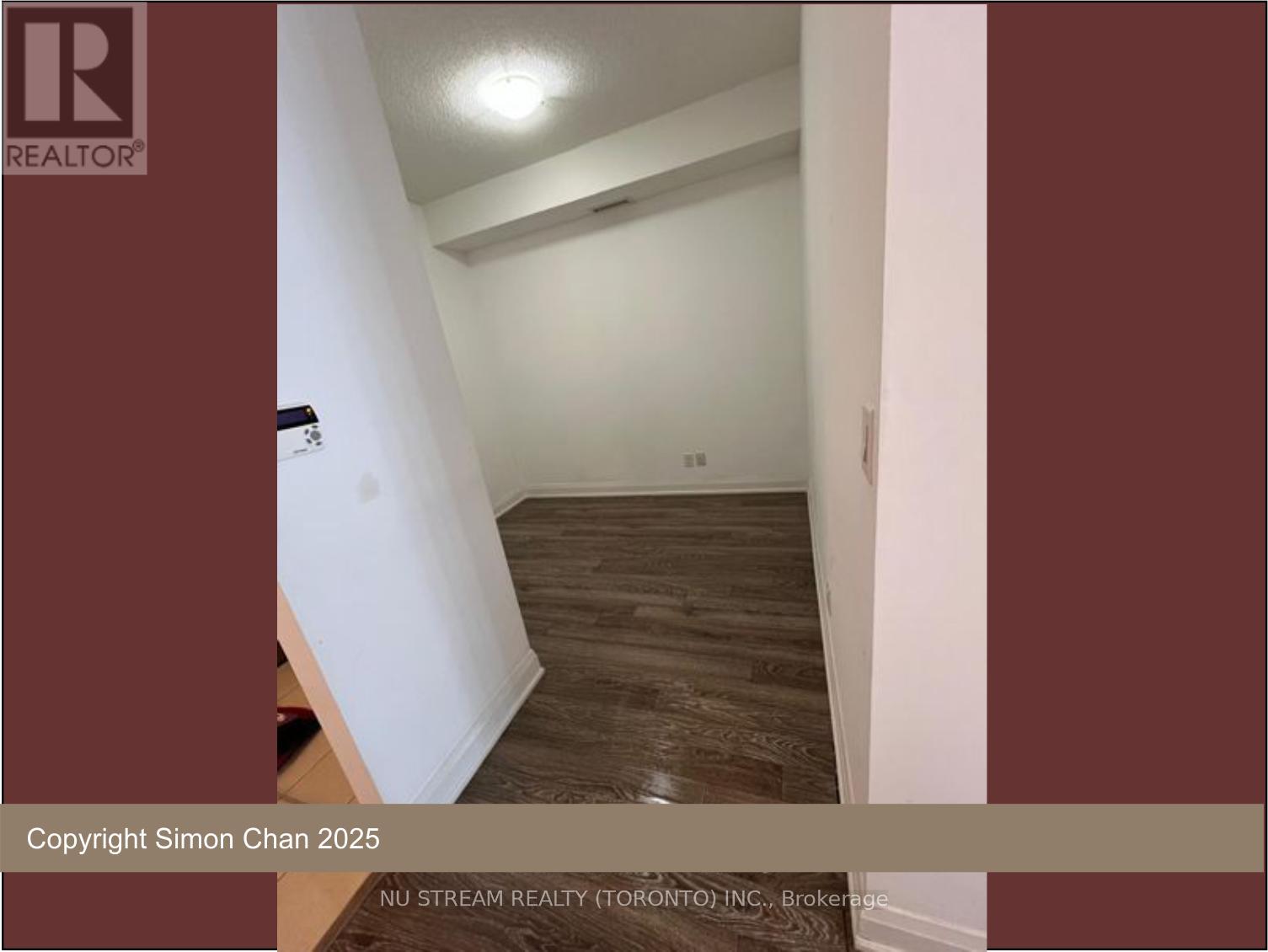 518 - 8228 Birchmount Road, Markham, Ontario  L3R 1A6 - Photo 5 - N12577538