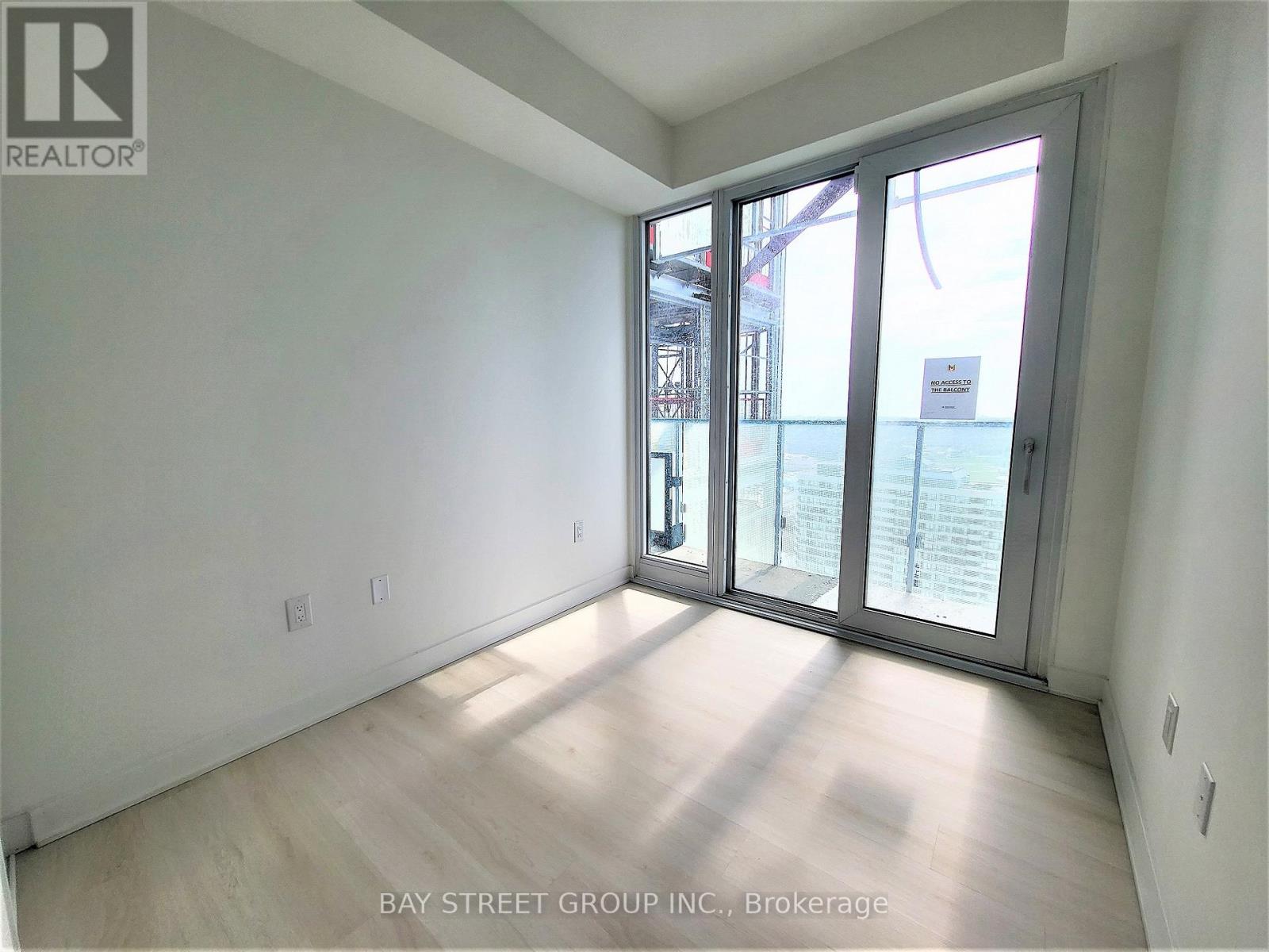 2504 - 3900 Confederation Parkway, Mississauga, Ontario  L5B 0M3 - Photo 12 - W12577486