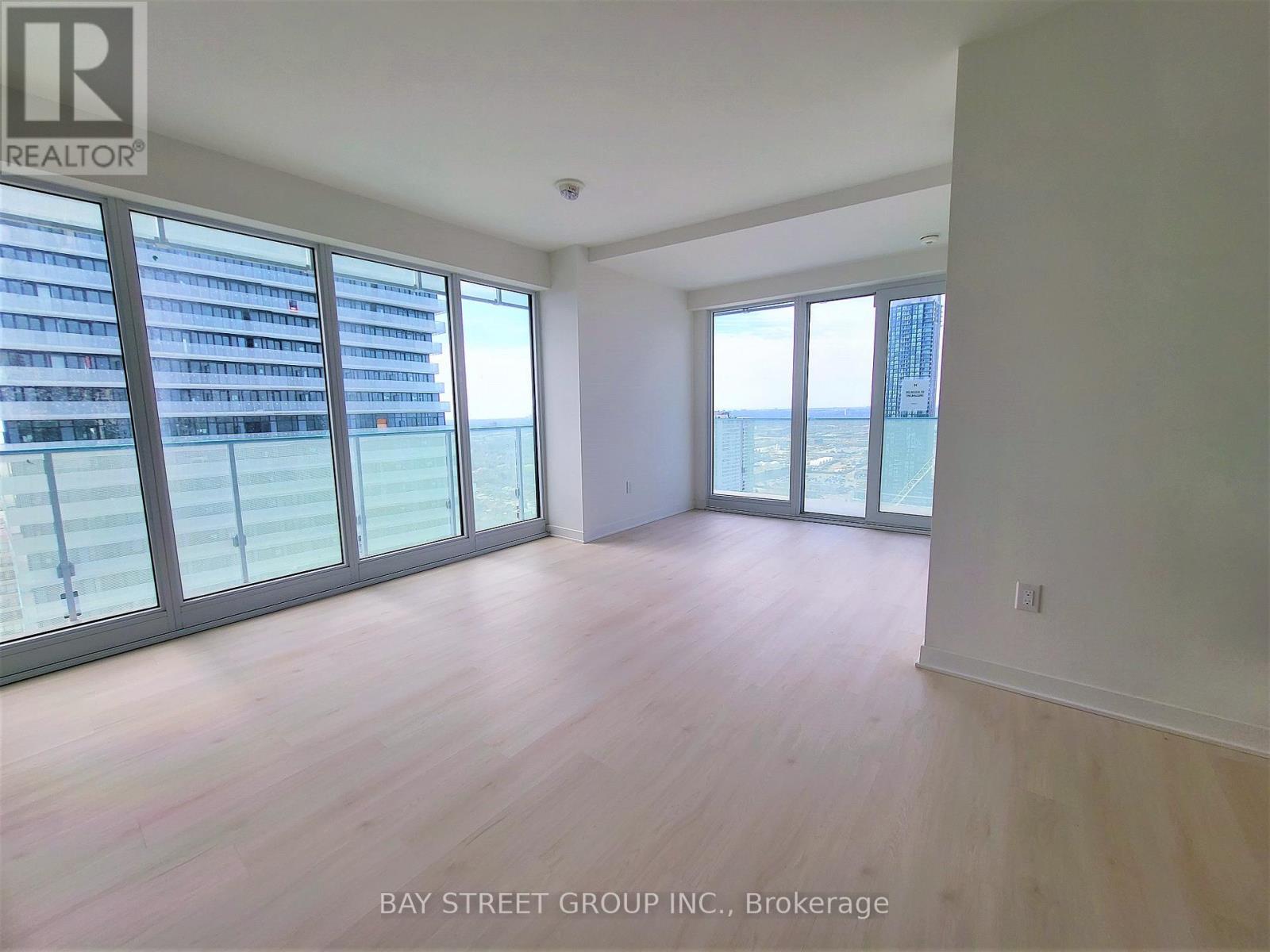 2504 - 3900 Confederation Parkway, Mississauga, Ontario  L5B 0M3 - Photo 15 - W12577486