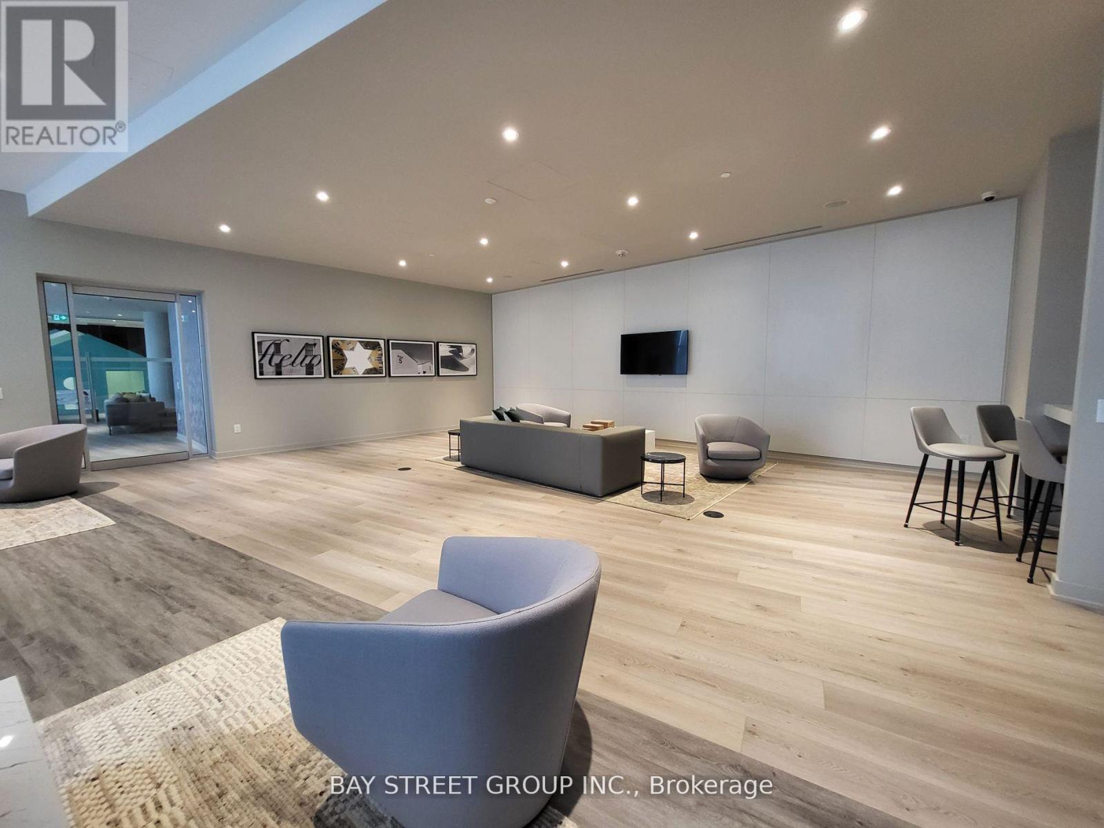 2504 - 3900 Confederation Parkway, Mississauga, Ontario  L5B 0M3 - Photo 24 - W12577486