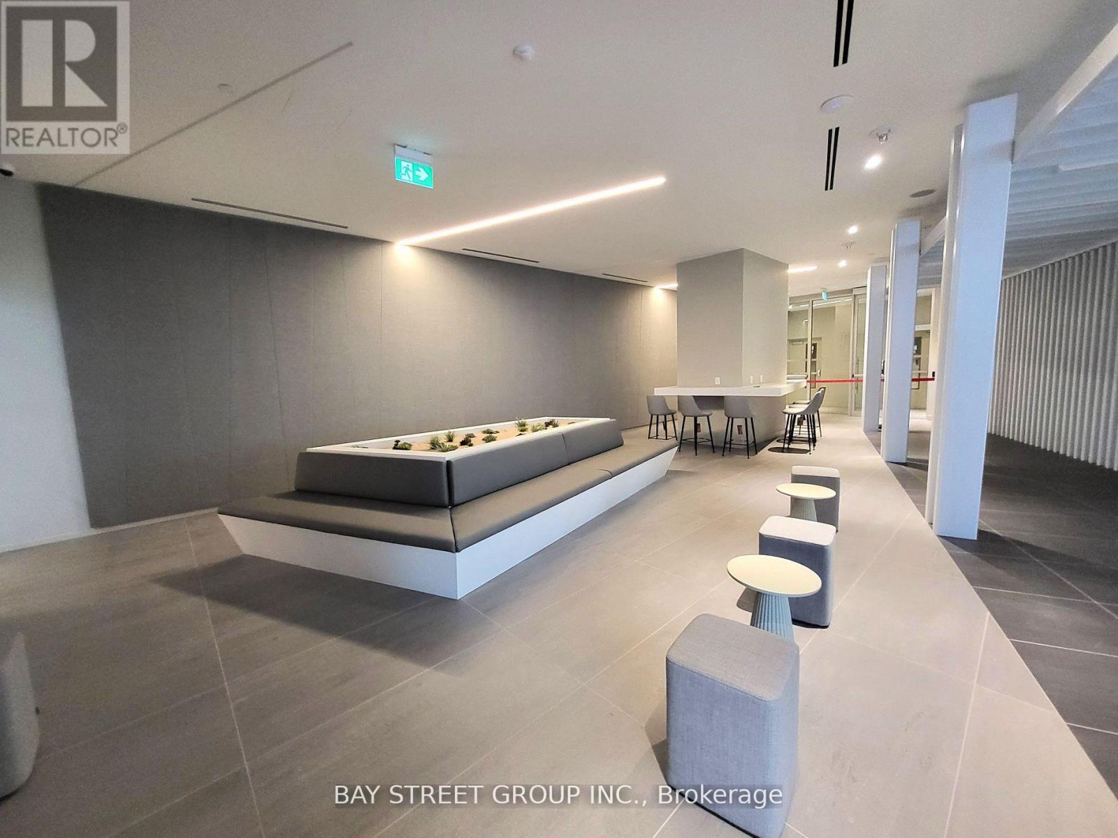 2504 - 3900 Confederation Parkway, Mississauga, Ontario  L5B 0M3 - Photo 27 - W12577486