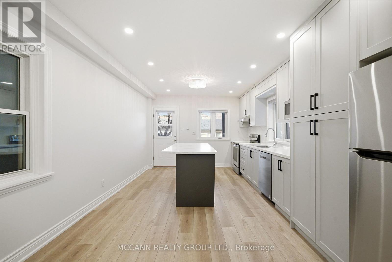 Mn &2nd - 274 Boon Avenue, Toronto, Ontario  M6E 3Z9 - Photo 9 - W12577516