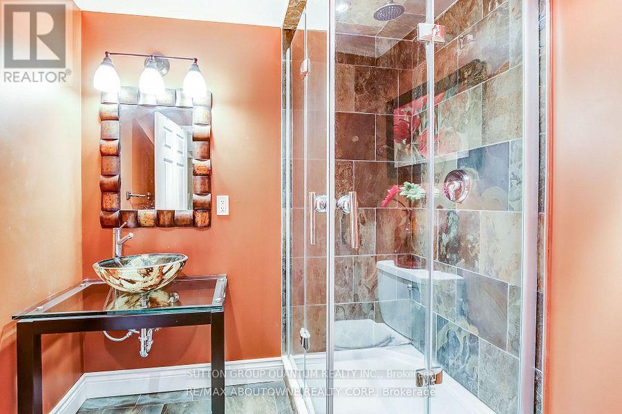 29 - 1055 Shawnmarr Road, Mississauga, Ontario  L5H 3V2 - Photo 17 - W12577520