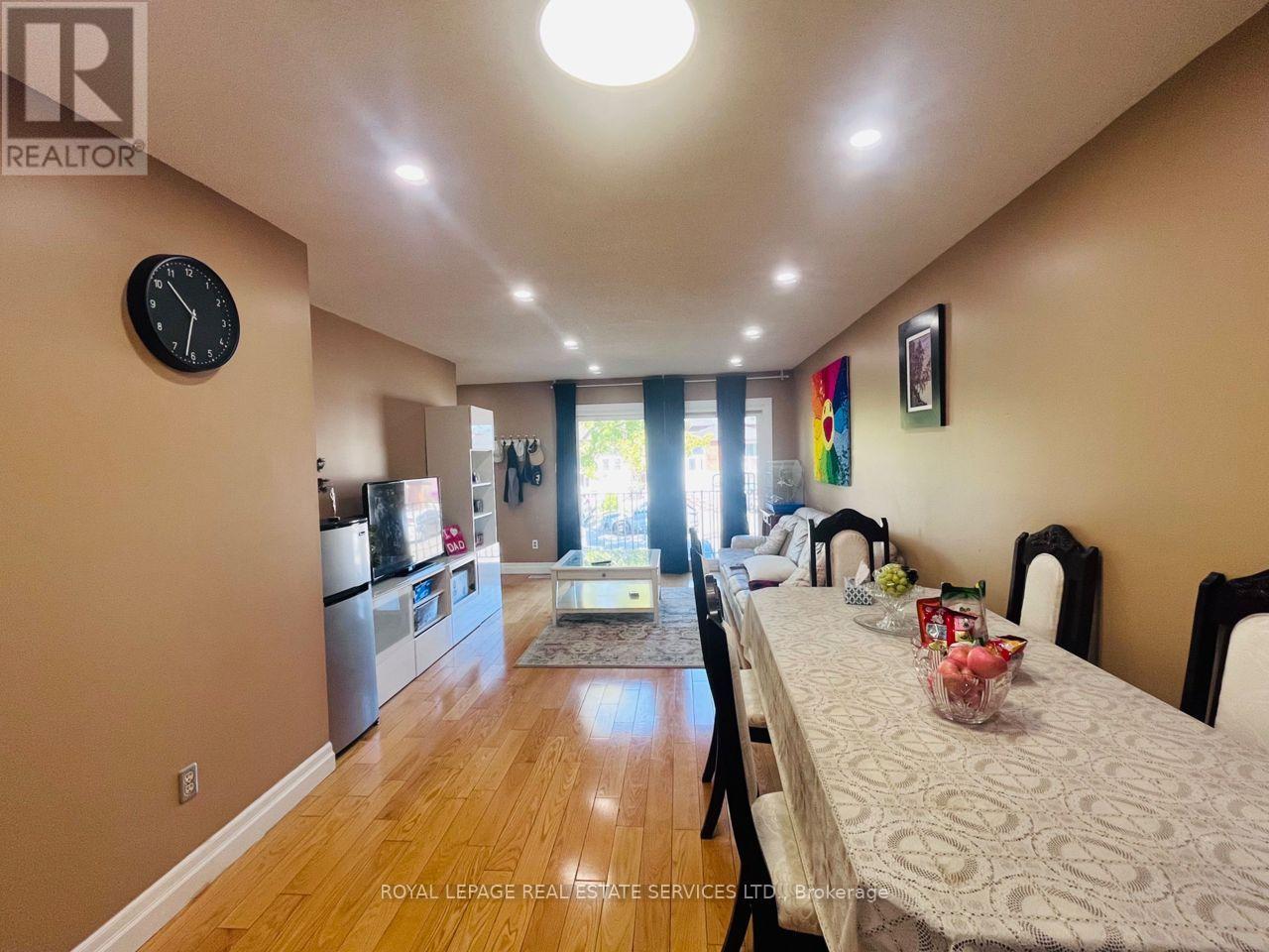 Upper - 162 Chalfield Lane, Mississauga, Ontario  L4Z 1L3 - Photo 5 - W12577532