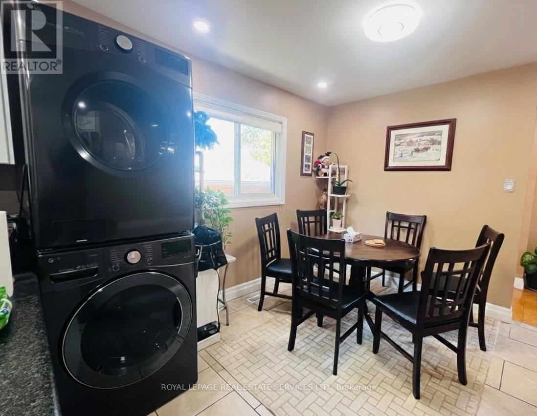 Upper - 162 Chalfield Lane, Mississauga, Ontario  L4Z 1L3 - Photo 7 - W12577532