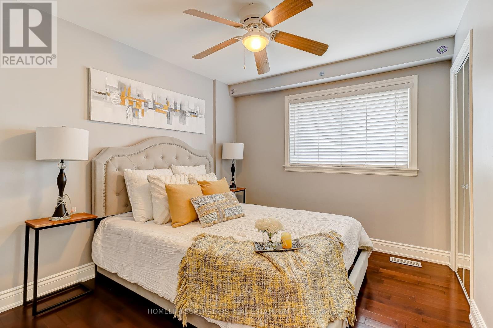 1413 Safeway Crescent, Mississauga, Ontario  L4X 1H8 - Photo 13 - W12577544