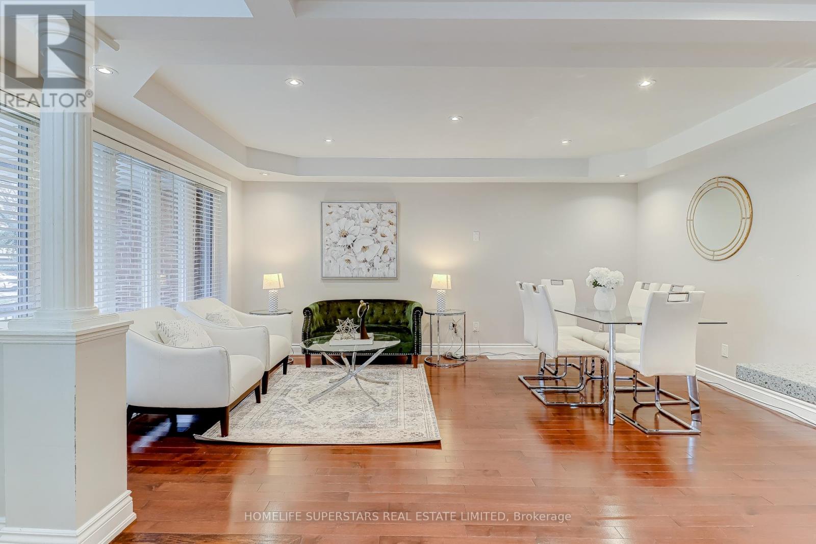 1413 Safeway Crescent, Mississauga, Ontario  L4X 1H8 - Photo 4 - W12577544