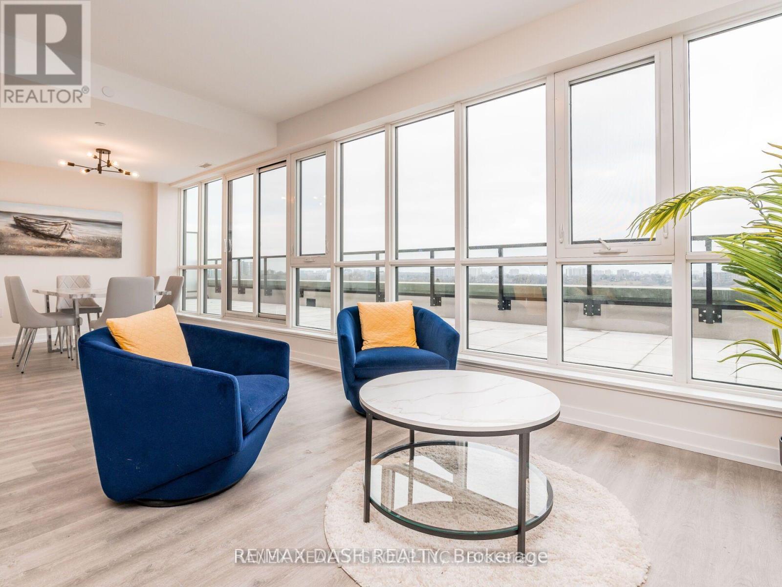 723 - 2300 St. Clair Avenue W, Toronto, Ontario  M6N 1K8 - Photo 21 - W12577550