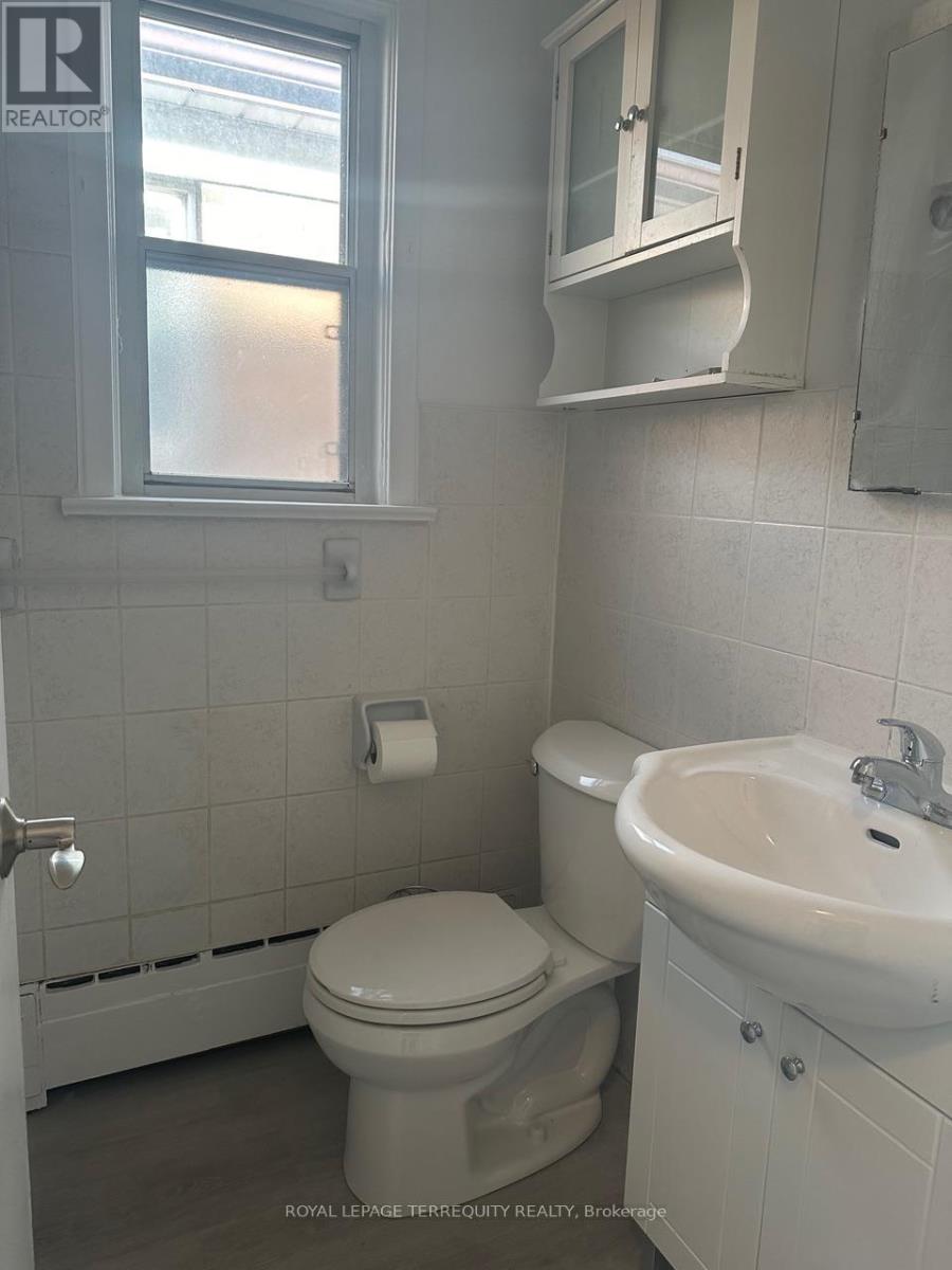 3 - 132 Portland Street, Toronto, Ontario  M8Y 1B2 - Photo 10 - W12577560